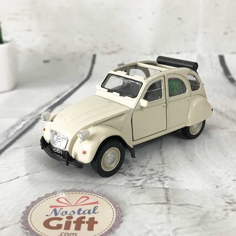 Miniature Citroen 2 CV (1979) en métal, 1:34-39