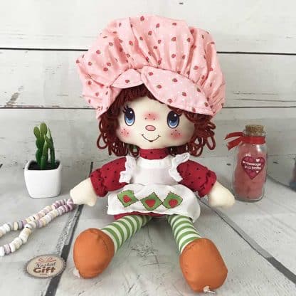 Charlotte aux Fraises - Grande Poupée Chiffon parfumée Vintage ( 33 cm)