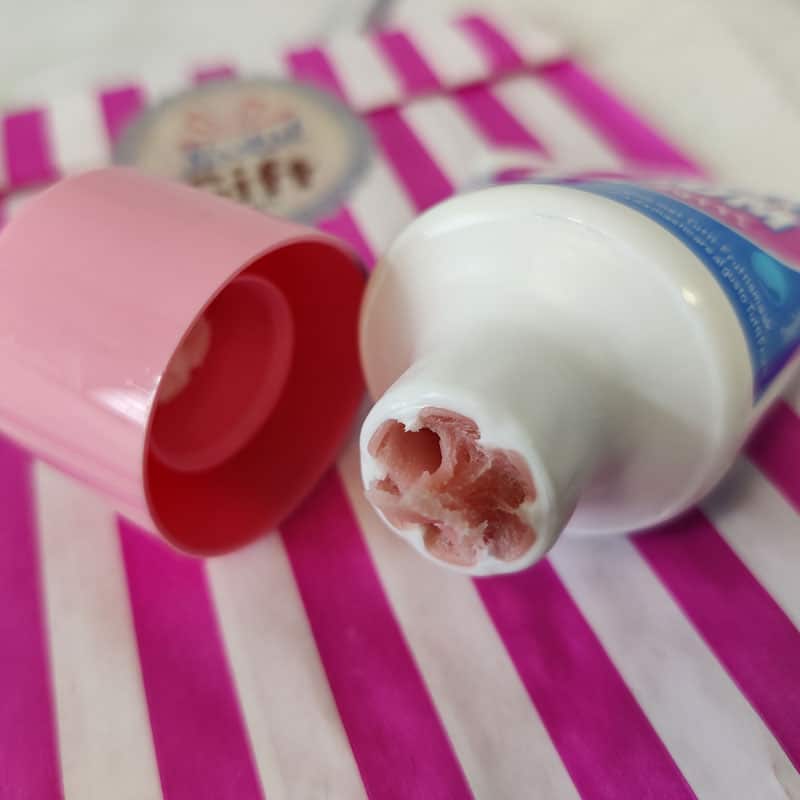 Bubble gum tube deals
