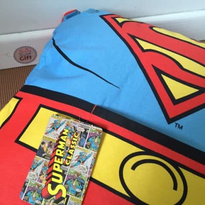 Coussin superman avec poches 38 x 38 cm