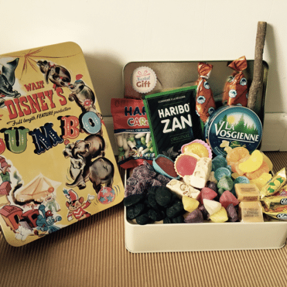 Coffret cadeau : "Dumbo" remplie de bonbons des années 60