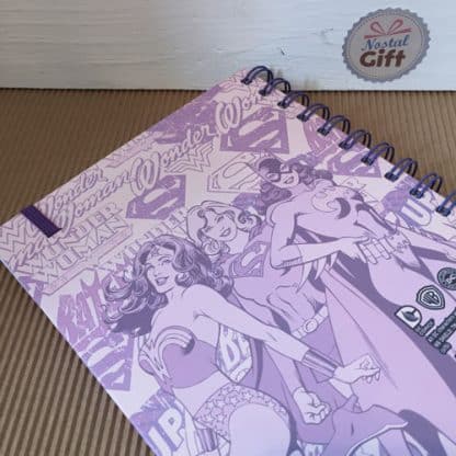 Cahier spirales : Girl power