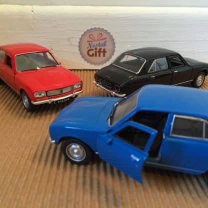 Miniature Peugeot 504 en métal, 1:34-39