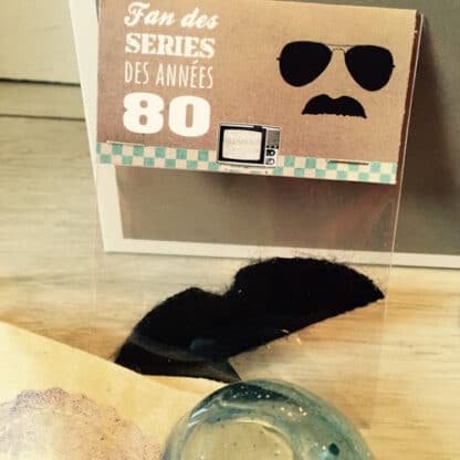 Coffret Cadeau « Fan des séries des années 80-90 » - Homme – Image 3