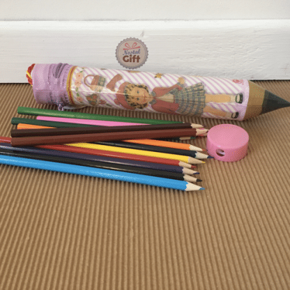 Trousse vintage "Poupée" en forme de crayon avec ses crayons de couleur