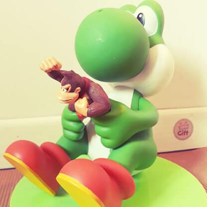 Super Mario Bros – Figurine Yoshi et Donkey Kong 25 cm Licence officielle