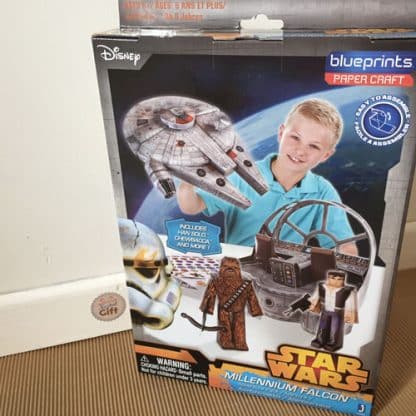 Paper Craft - Star Wars : Han Solo, Chewbacca et le Faucon Millenium – Image 2