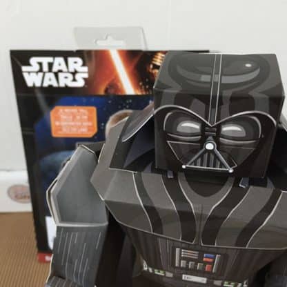 Paper Craft - Star Wars : Han Solo, Chewbacca et le Falcon Millenium
