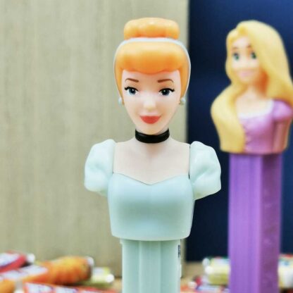 Pez princesses disney : Cendrillon, La Petite Sirène, Blanche Neige, Belle, Raiponce, Aurore et Jasmine Licence officielle