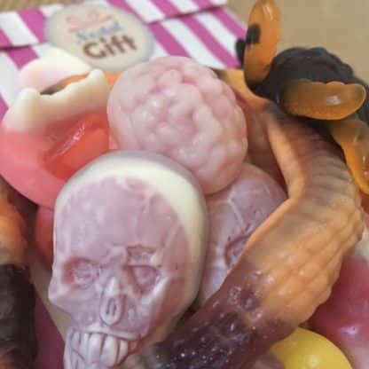 Bonbons Halloween - Seau rempli de bonbons gélifiés à offrir