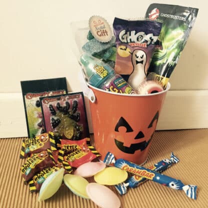 Bonbons Halloween – Seau rempli de bonbons qui piquent à offrir Licence officielle