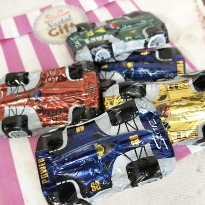 Voiture de course en chocolat au lait x5 – Image 2