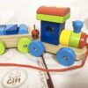 Train en bois Orlando avec cube et blocs de construction (51 cm) – Image 2