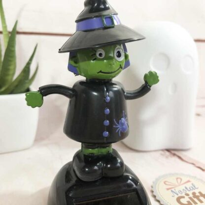 Petite figurine mobile Sorcière à énergie solaire – Image 2
