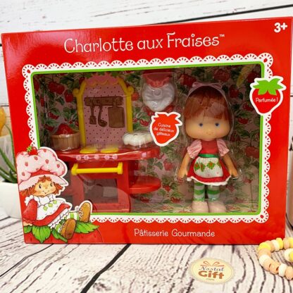 Charlotte aux Fraises - Poupée parfumée Vintage pâtisserie gourmande