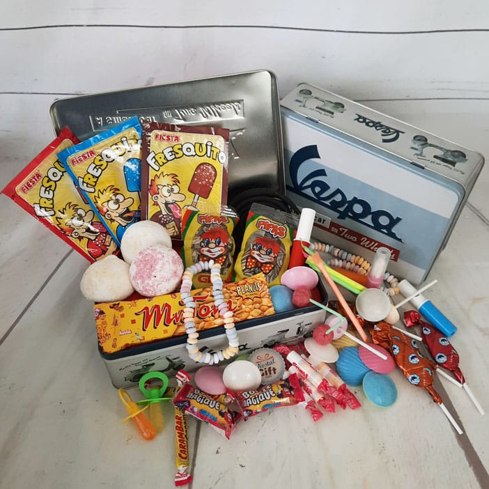 Coffret cadeaux - Récré Box - Bonbons et jouets des années 80