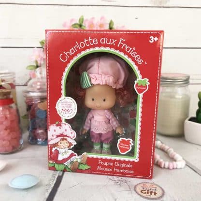 Charlotte aux Fraises - Mousse Framboise - Poupée parfumée Vintage (17 cm) – Image 5