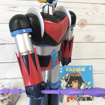 Figurine géante Goldorak (50 cm) avec asterohache et fulguropoing – Image 7