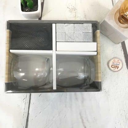 Coffret Cadeau - Whisky : 8 Pierres et leur filet de rangement et 2 verres – Image 3