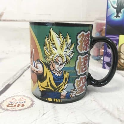 Mug Dragon Ball noir - Goku et Vegeta (Thermoréactif) – Image 2