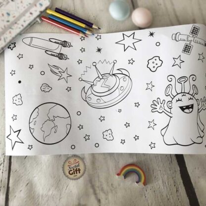 Rouleau de coloriage de 1,5m + 4 crayons de couleur (l'espace) – Image 2