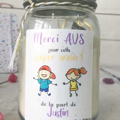 Bougie Jar personnalisée "Merci à mon AVS pour cette super année" - cadeau AVS – Dessins d'enfants