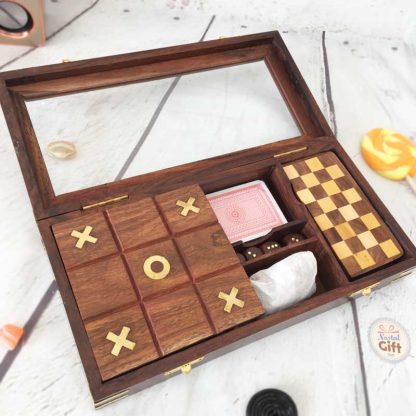 Coffret jeux de société en bois