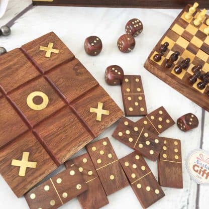 Coffret jeux de société en bois – Image 2