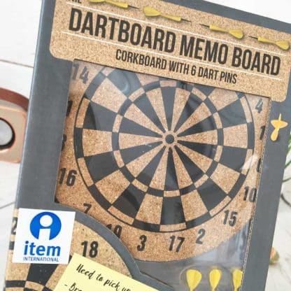 Mémo board en liège avec 6 fléchettes – Image 3