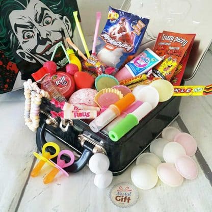 Coffret Cadeau : Mallette bonbons des années 80 "Joker" (Batman)
