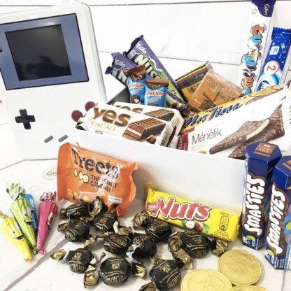 Coffret cadeau - Boîte en métal console rétro - Chocolats des années 80 – Image 2