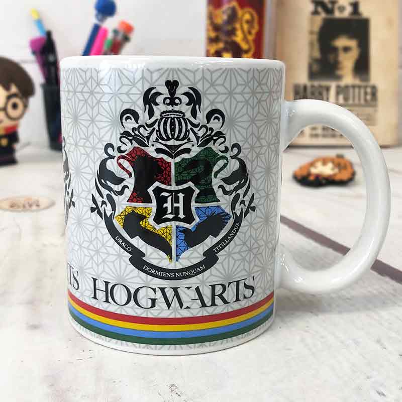 Harry Potter - Mug avec écusson de Poudlard