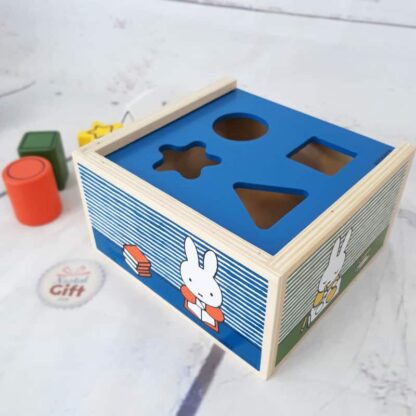 Boîte à forme en bois - Miffy