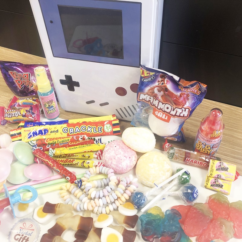 Coffret Bonbons Rétro dans une Boîte Métallique Game Boy