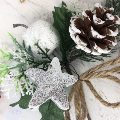 Décoration de Noël - Bouquet pailleté argenté avec une étoile
