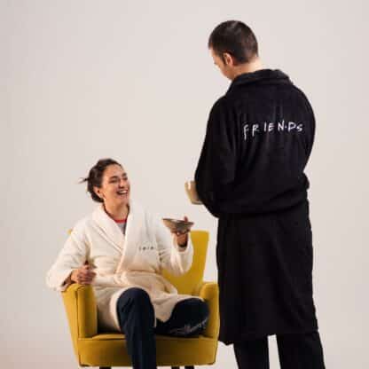 Friends - Peignoir noir (taille M à XXL) – Image 4