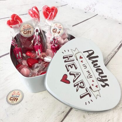 Coffret Cadeau St Valentin : Boîte en coeur "Always in my heart " remplie de bonbons - Blanche