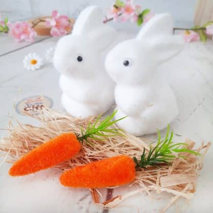 Décoration de Pâques - Lot de 2 petits lapins blanc dans un nid