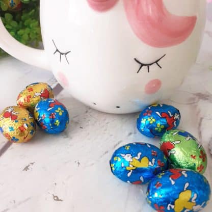 Mug Licorne rempli d'œufs en chocolat praliné x 20 - Cadeau Pâques