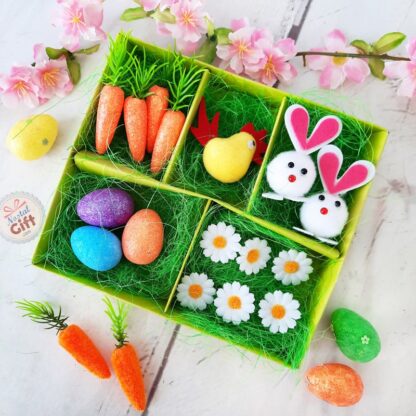 Set de décoration de Pâques - Lapins, carottes, œufs, poule et pâquerettes