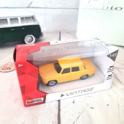 Miniature voiture vintage - Renault Alpine rouge (échelle 1:43)