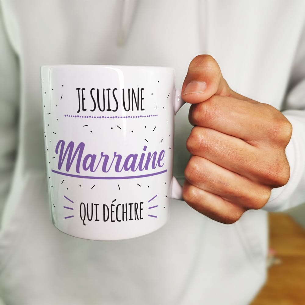 Mug Marraine Je Suis Une Marraine De Compet' Imprimé En France Manahia  cadeau Baptême, Annonce Marraine, Mug Baptême, Cadeau Marraine 