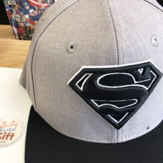 Superman - Casquette noire et grise brodée