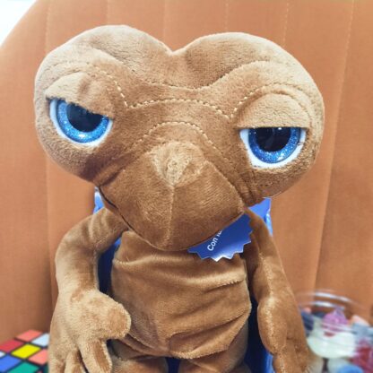 E.T. l'extraterrestre - Peluche 25 cm avec son et lumière