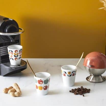 Set de 6 mini tasses à expresso rétro - Pommes, fleurs, tulipes – Image 3