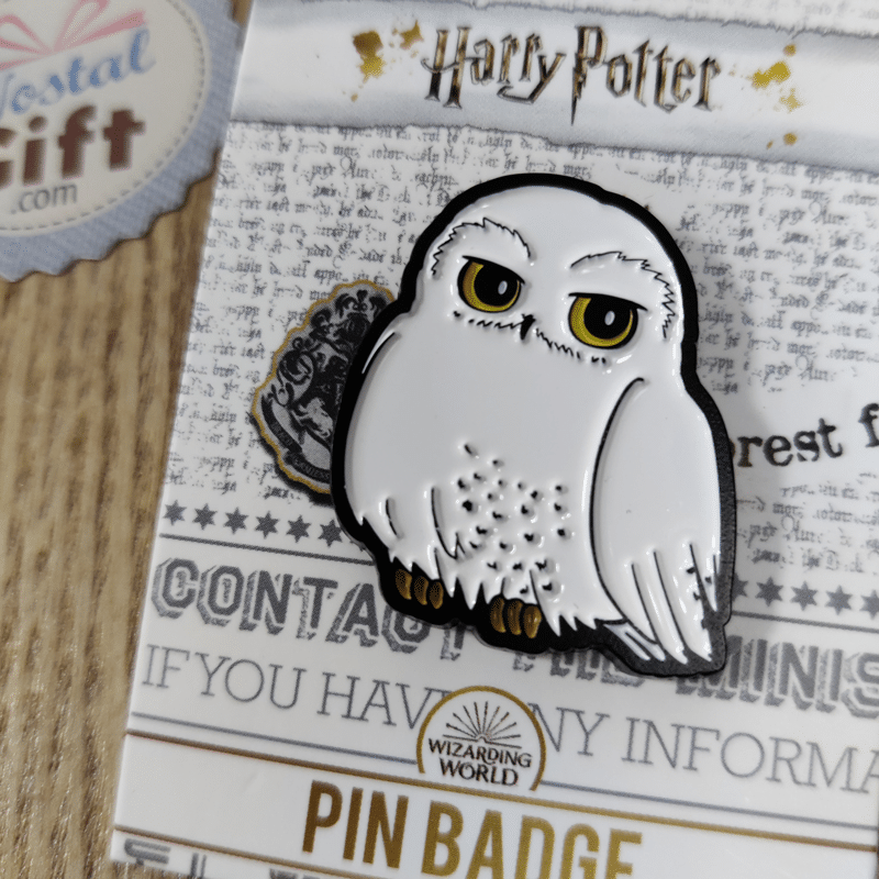 Harry Potter - Pin's Hedwige - Au Comptoir des Sorciers