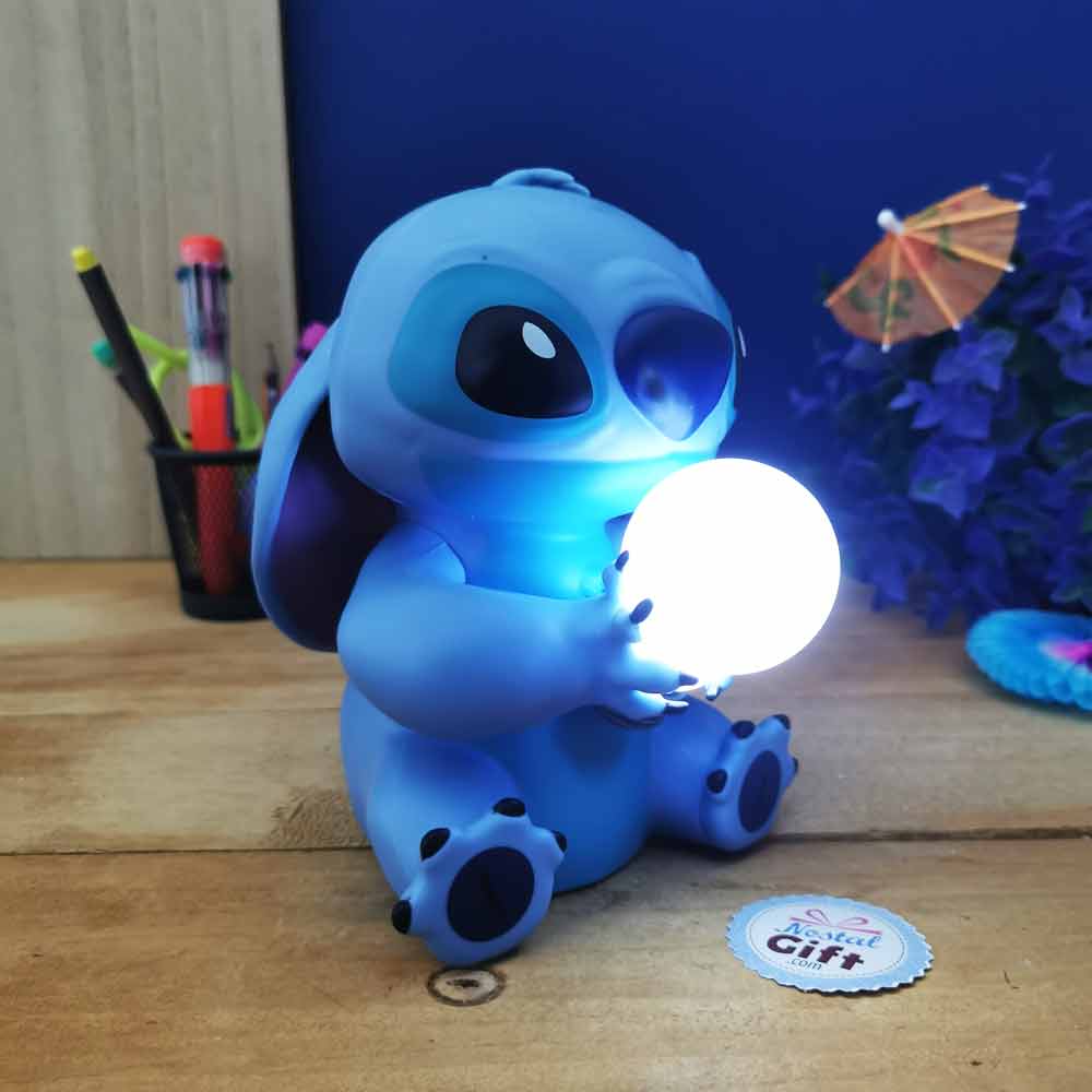 Lampe Stitch, veilleuse 3D avec 2 motifs et 16 couleurs lampe décorative,  lumière d'ambiance jouet Stitch pour la décoration de la chambre des  enfants, cadeaux d'anniversaire Stitch pour les fans : 