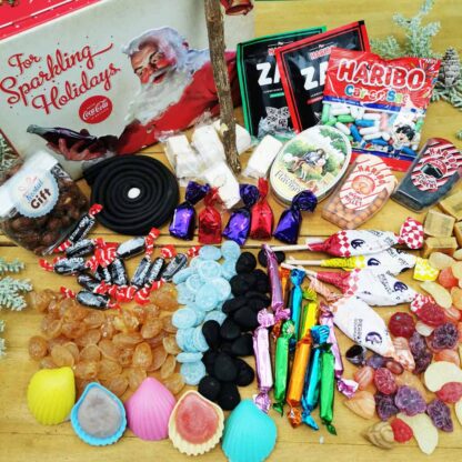 Coffret bonbon ancien - Boîte en métal de Noël - Coca Cola - coffret cadeau grand-père ou grand-mère – Image 3