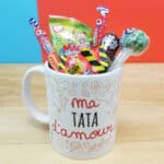 MUG "ma Tata d'amour " bonbons rétro 90 - Cadeau Tata