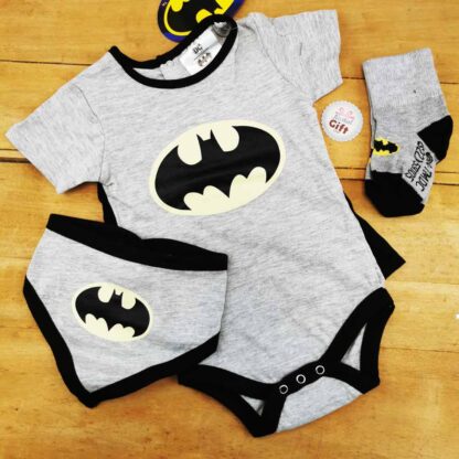Batman - Coffret cadeau 4 pièces - Vêtement bébé - (6-12 mois)